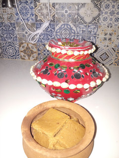 સુખડી (Sukhdi Recipe In Gujarati) રેસીપી મુખ્ય ફોટો