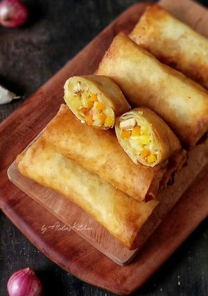 Foto resep Lumpia Isi Ayam Kentang Wortel