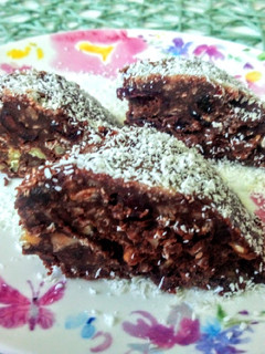 Csokis-zabos csoda süti (sütés nélkül) recept fotója