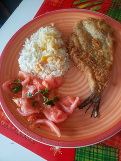 Una foto de Pescado frito con batido de harina de avena