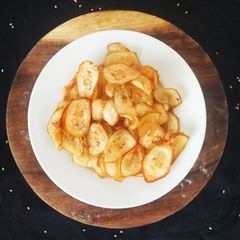 A picture of Raw Banana Chips.
