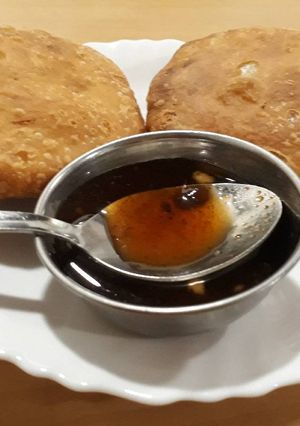 A picture of Khasta Pyaz Kachori.