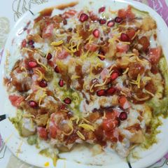 A picture of Chaat papdi.
