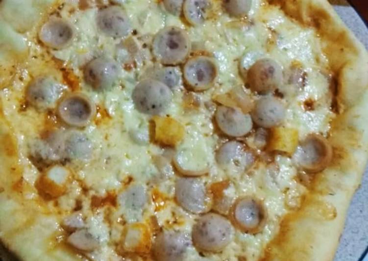 Langkah Mudah untuk Menyiapkan Pizza thin crust tanpa oven, Lezat