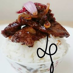 A picture of Beef Slice In Sweet Dark Sauce.