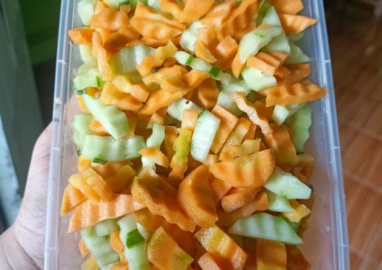 Acar Mentimun Wortel