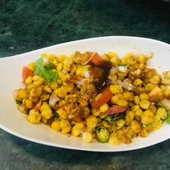 A picture of Chana daal chat.