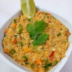 A picture of Masala Veg Oats.