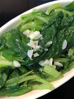 雞油蒜炒A菜/水油炒萵苣 的食譜成品照片
