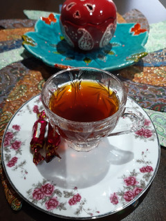 عکسی از دستور چای زعفران و دارچین