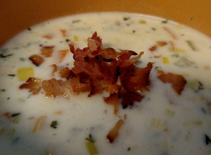 A picture of New England Clam Chowder.