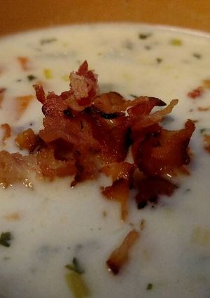 A picture of New England Clam Chowder.