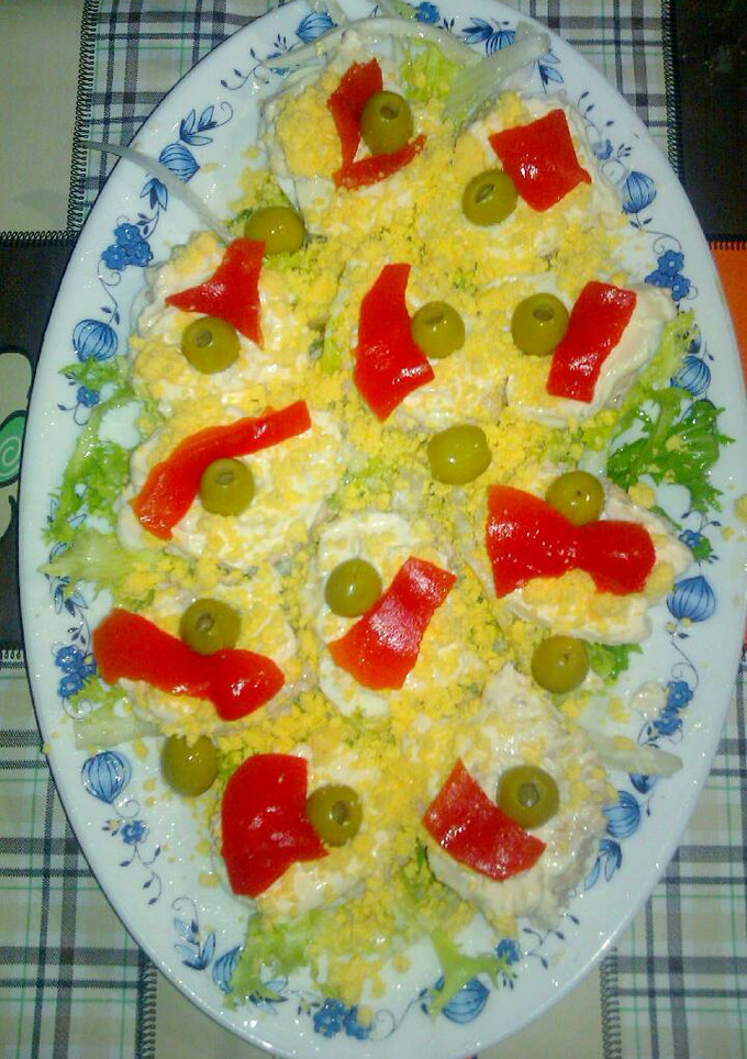 Una foto de Huevos rellenos de atún