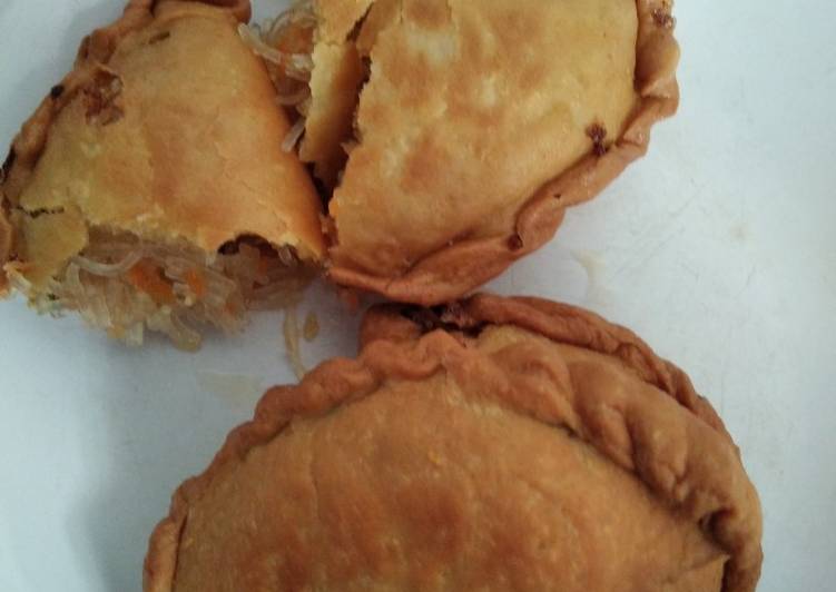 Resep masakan Pastel isi bihun | Bahan Membuat Pastel isi bihun Yang Lezat Sekali