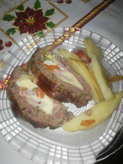 Una foto de Pan de carne con relleno