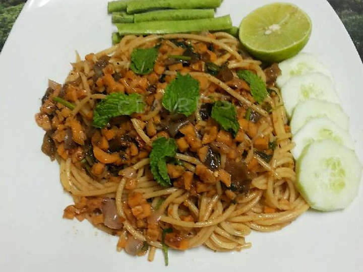 Recipe Thai Style LARB Spaghetti with Mushroom and Sausages the  Makes Drooling Can spoil the tongue