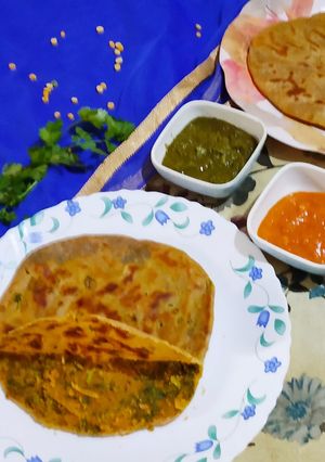 A picture of Dhania ka Paratha.