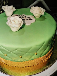 A picture of Fondant lemon cake#fondant challenge.