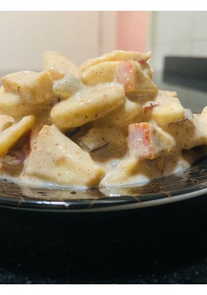 A picture of Apple cream salad.