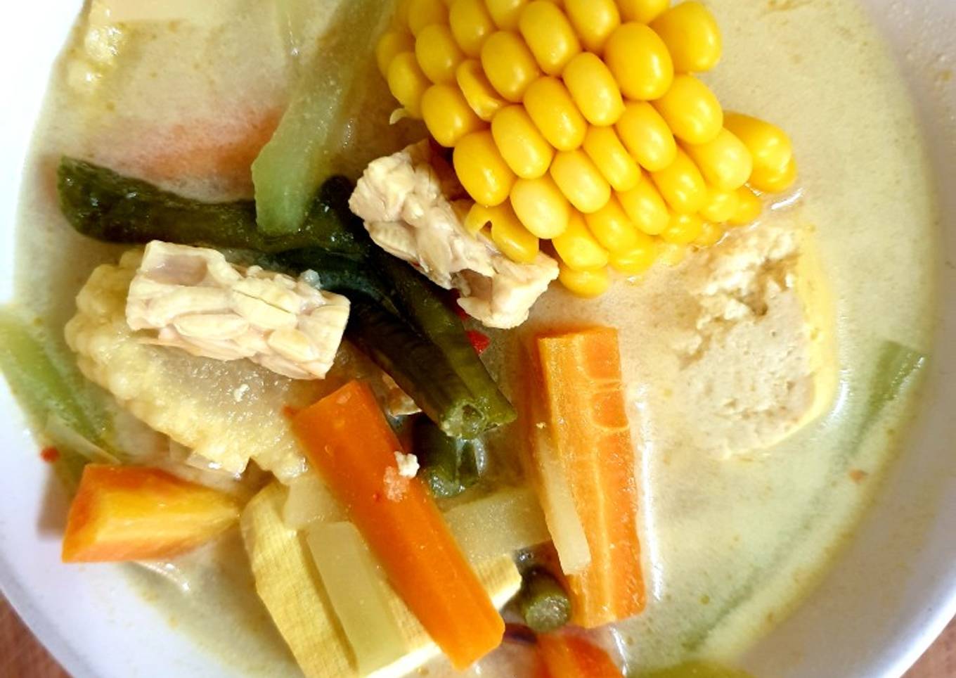 Lodeh dengan bunga kecombrang