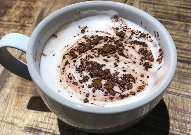 Step-by-Step Guide to Make Speedy Hot Chocolate (No refined sugar)