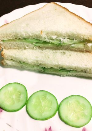 A picture of Mayo Cucumber Sandwich.