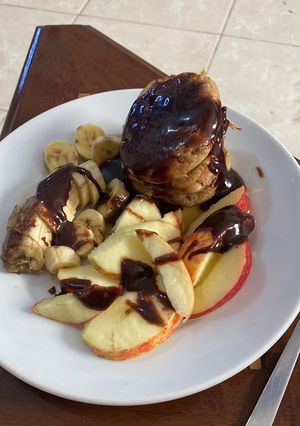 صورة لوصفة بان كيك عسل وحليب مكثف بشوكلا