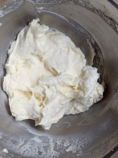 Una foto de Ganache de chocolate blanco