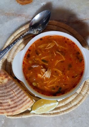 Une photo de Soupe tomate vermicelle 🥄