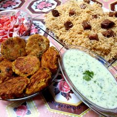 A picture of Beef pulao.