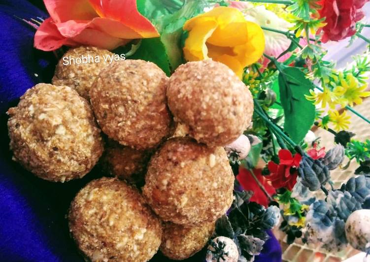 Steps to Make Ultimate Urad dal laddu