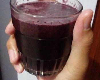 Ready to Serve Simple Blackberries Juice made by Mom Yummy