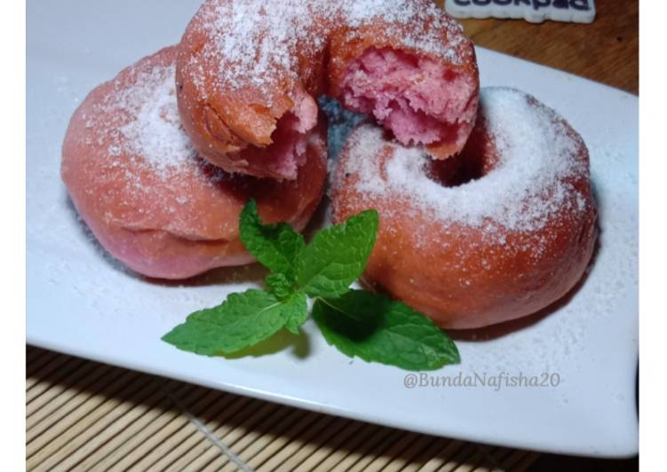 Cara Gampang Menyiapkan Donat Buah Naga, Lezat