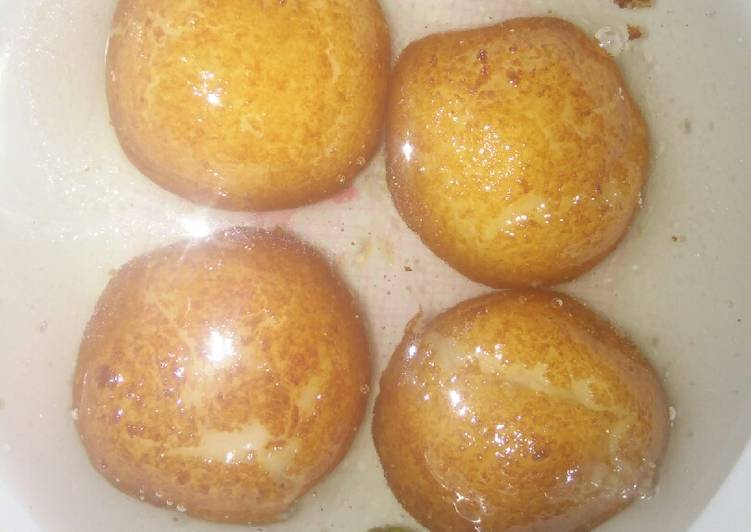 Simple Way to Make Homemade Bread balls (Gulab jamun)