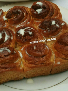 Cinnamon roll ainihin hoton girkin