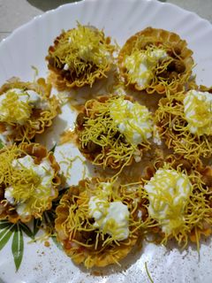 બાસ્કેટ ચાટ (Basket Chaat Recipe In Gujarati) રેસીપી મુખ્ય ફોટો
