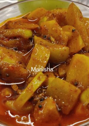 A picture of Khatta Meetha Amla Pickle.