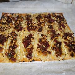 A picture of Camembert Bacon Walnut Flatbread Bites.