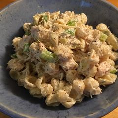 A picture of Chicken pasta salad.