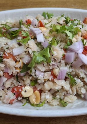 A picture of Dadpe pohe.