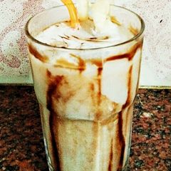 A picture of Dates and banana smoothie.