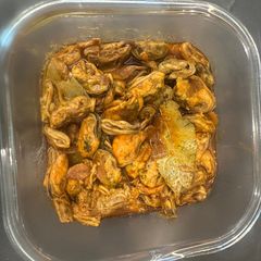 Mejillones en Escabeche - Spanish Marinated Mussels - Wowwweee - Quick Simple and Amazing - Enjoy :P A picture of Mejillones en Escabeche - Spanish Marinated Mussels - Wowwweee - Quick Simple and Amazing - Enjoy :P.