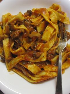 Kakukkfüves gombapaprikás recept fotója