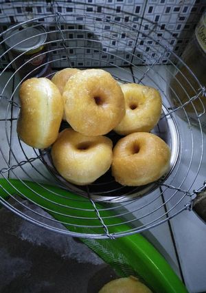 Foto resep Donat empuk menul, lembut banget,bahan ekonomis