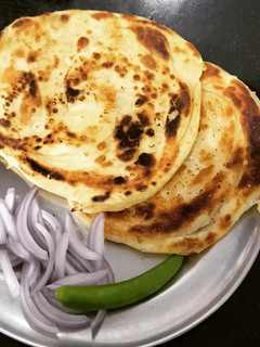 பரோட்டா(parotta recipe in tamil) செய்முறை முக்கிய புகைப்படம்