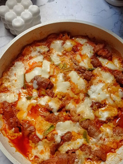 Foto resep Spicy Cheese Beef Enoki