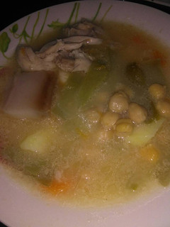 Una foto de Cocido andaluz con calabaza y vainilla (judías verdes)