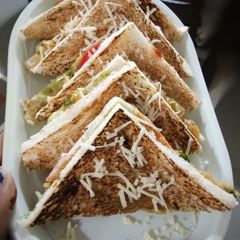 A picture of Cheese aloo sandwich.