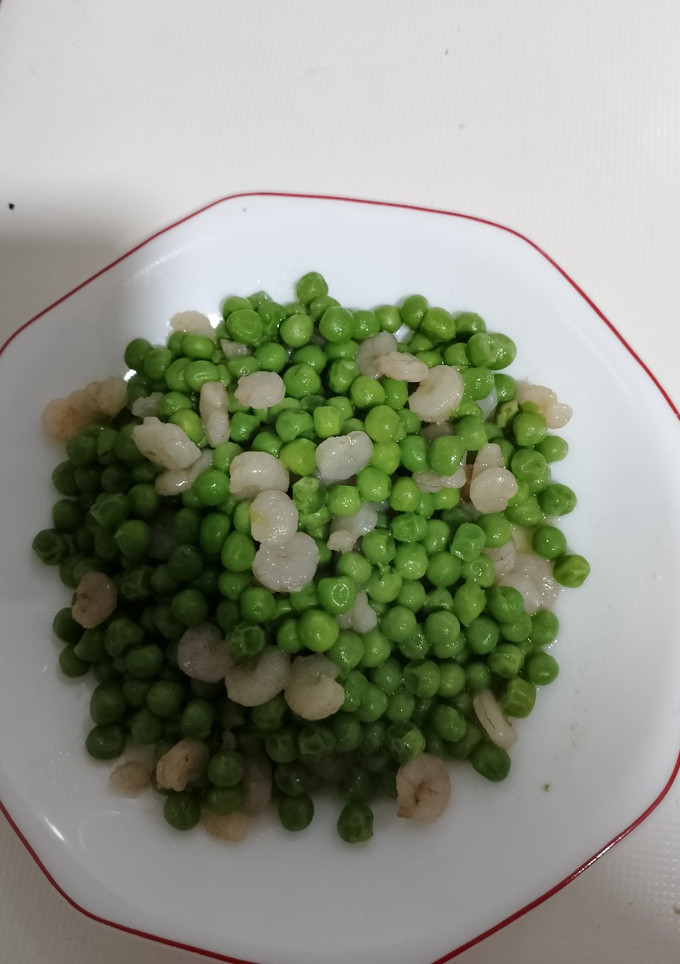 Una foto de Guisantes con Gambas