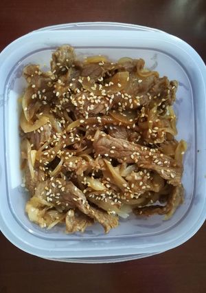รูปของ ข้าวหน้าเนื้อผัดซอสเทริยากิ